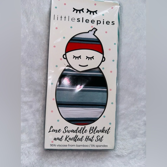 NIB LS Winter Stripes Swaddle Set - Picture 3 of 3